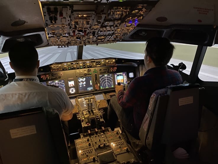 Flight Simulator Experience Take off