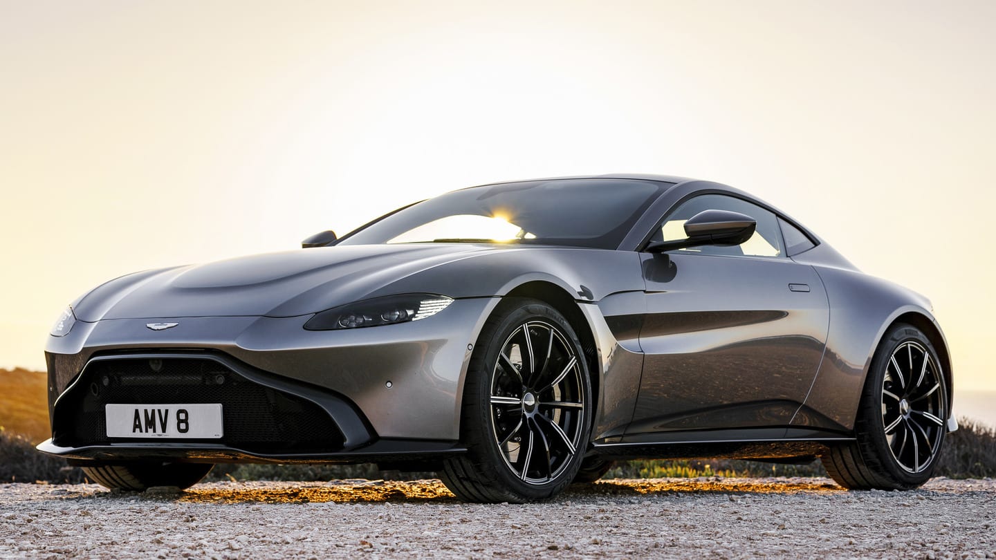 Aston Martin Vantage 