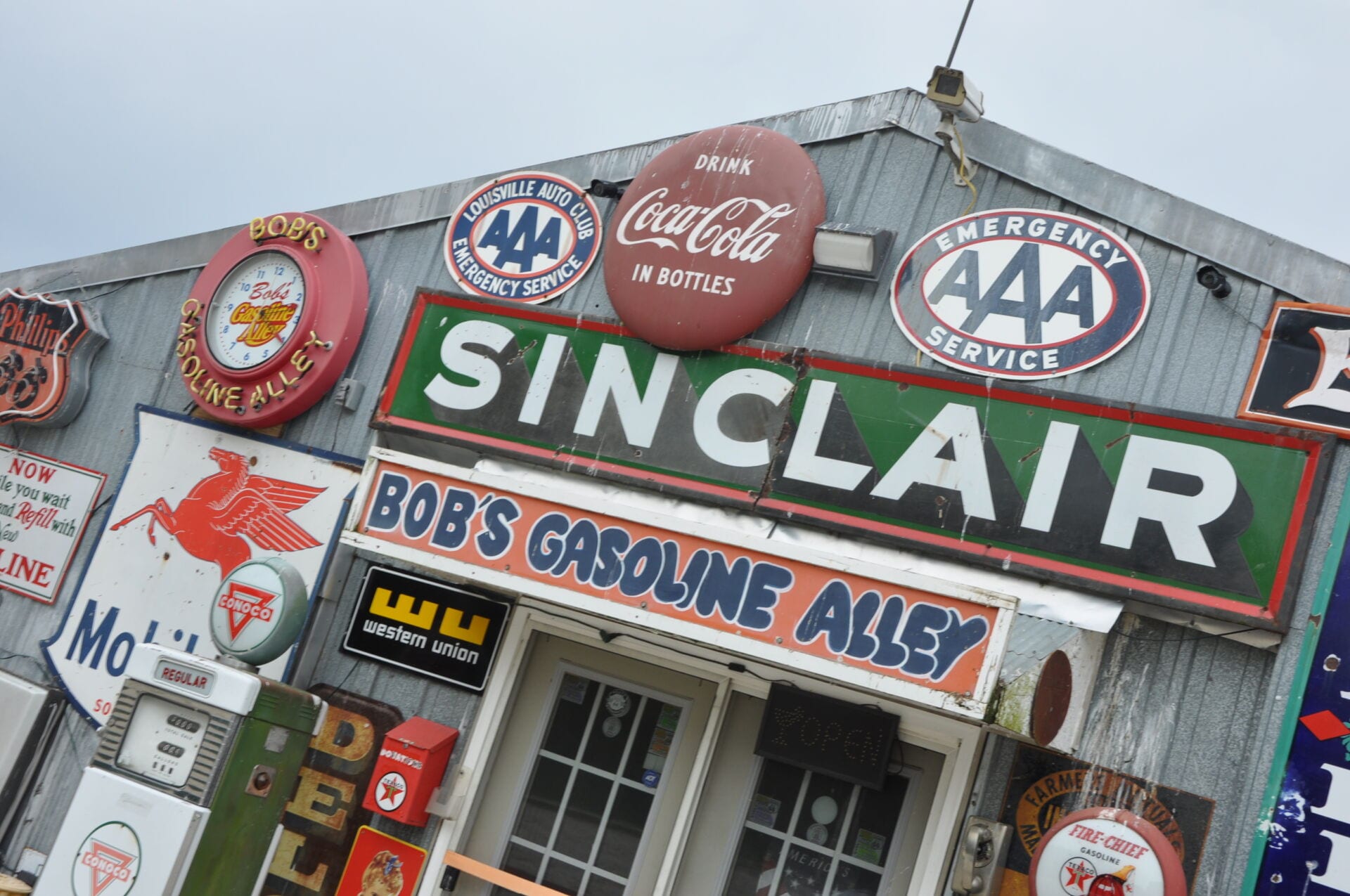 Bobs Gasoline Alley Route 66 Missouri